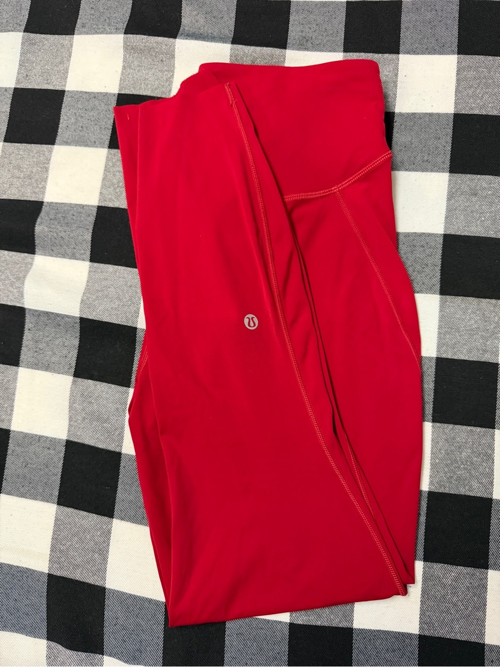 lululemon Base Pace High-Rise Tight 25" — Dark Red | Size 6